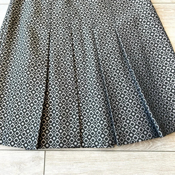 Club Monaco Pleated  Jacquard Metallic Skirt - Picture 5 of 12